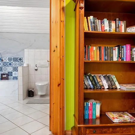 Inge Huus Apartment *