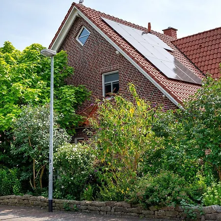 Inge Huus Apartment *